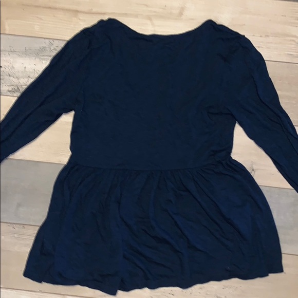 express peplum top with deep V - Picture 3 of 3